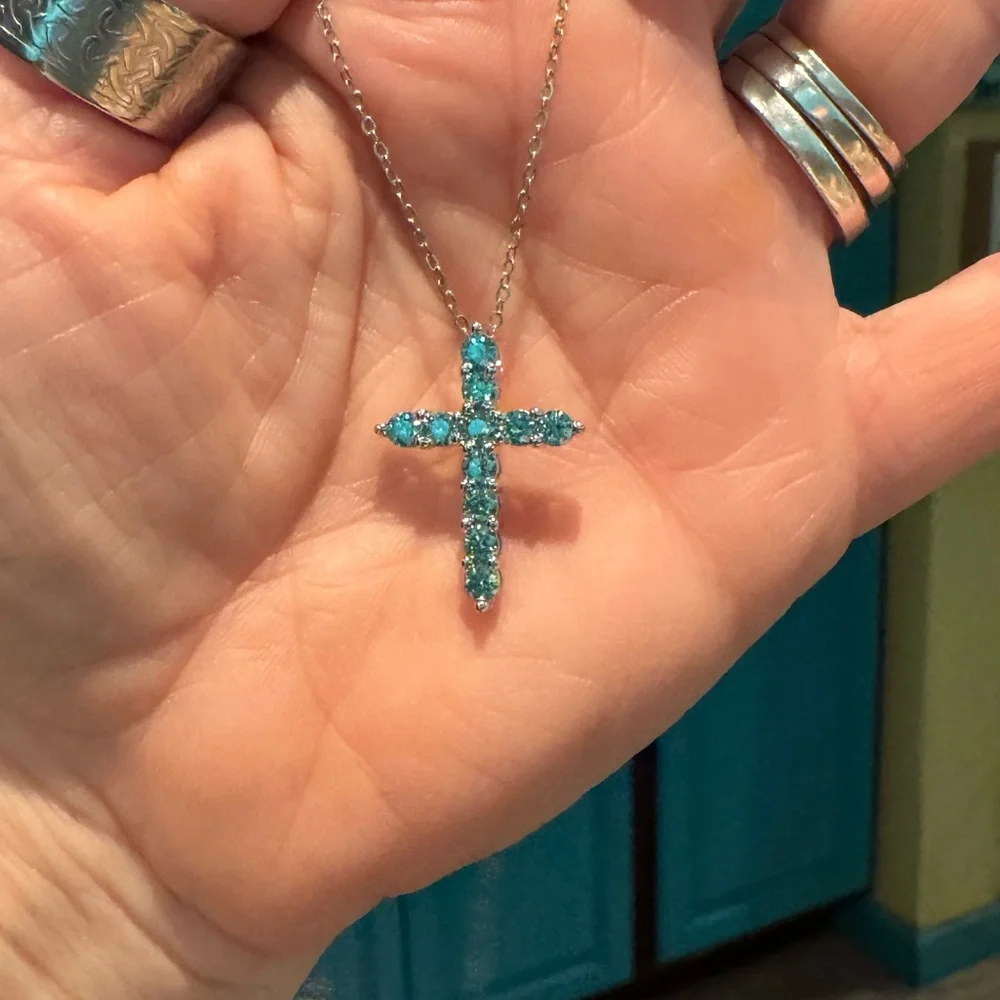 1.1 ctw blue/green moissanite cross necklace - Picture 6 of 6